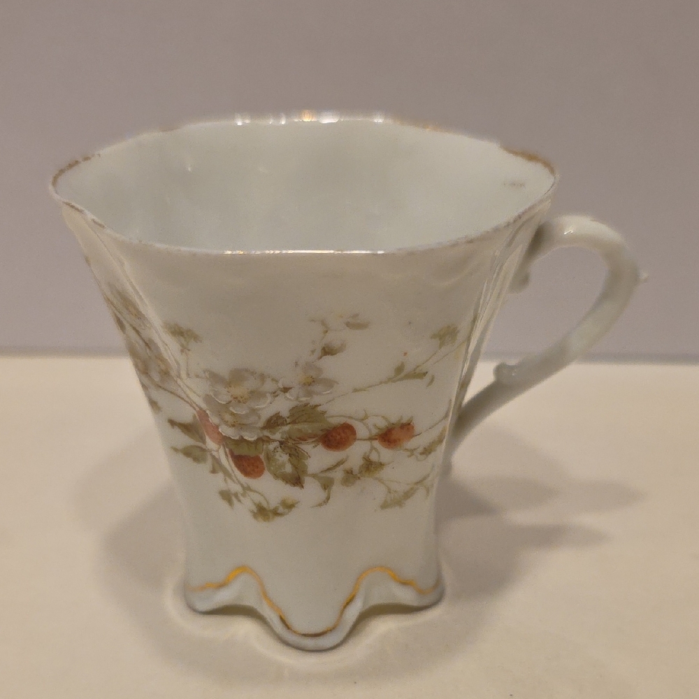 Antique OHME Germany Mocha cup 2 3/4" Tall 2 7/8" Diameter On Top 2" Bottom